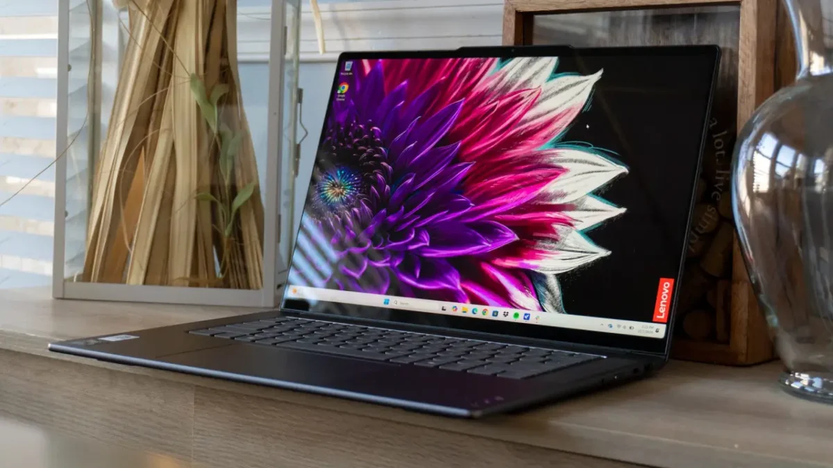 Lenovo Slim 7i Aura Edition